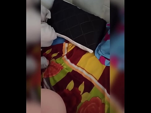 ❤️ Моя соседка остается дома одна, потому что ее муж уходит в отпуск, а я пользуюсь случаем, чтобы трахнуть ее и наполнить ее задницу молоком ❤️❌ Красивое порно у нас